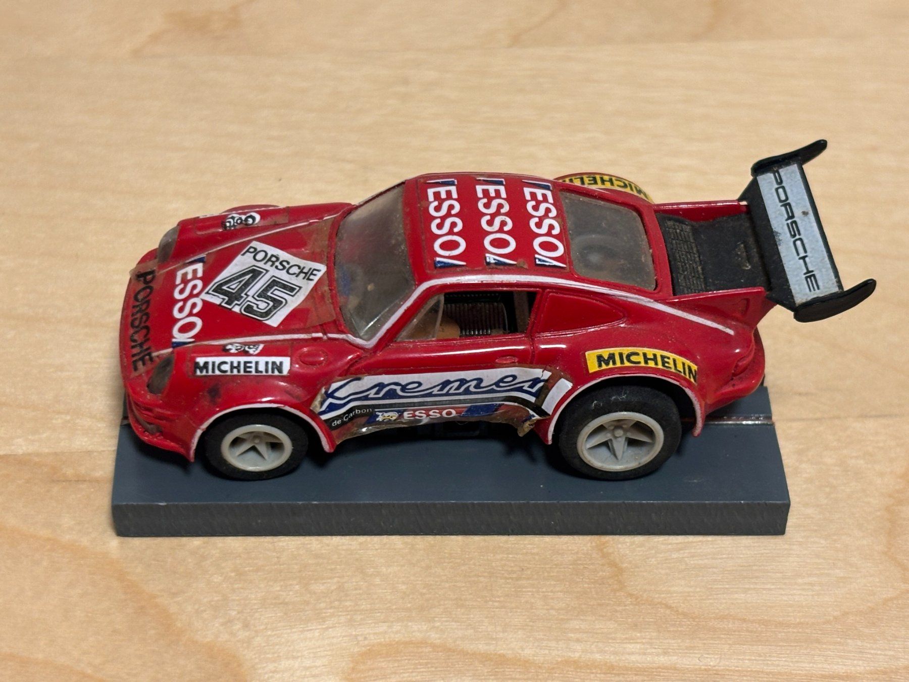 Matchbox Circuits: Matchbox Powertrack Porsche Turbo rot "Esso" – D'occasion à Bülach par h0slotch 1