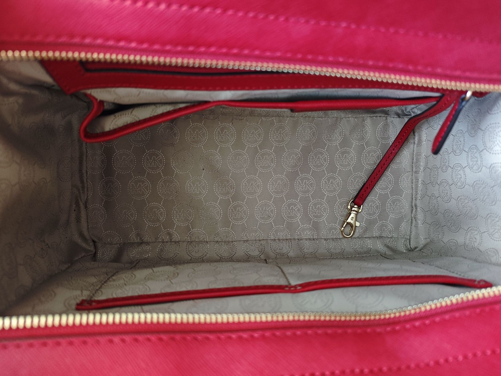 Michael Kors Borse da donna: Michael Kors Shoulder Bag Red 🍒 – Usato da Zürich venduto da alu_dzr7 8