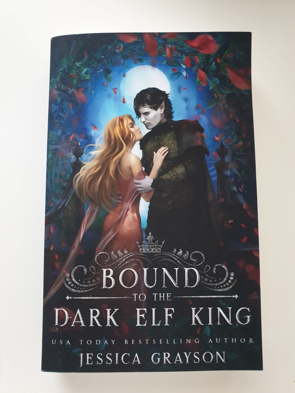 Libri: Bound To The Dark Elf King - Jessica Grayson Buch – Nuovo (secondo la descrizione) da Zürich venduto da pau_y8mv