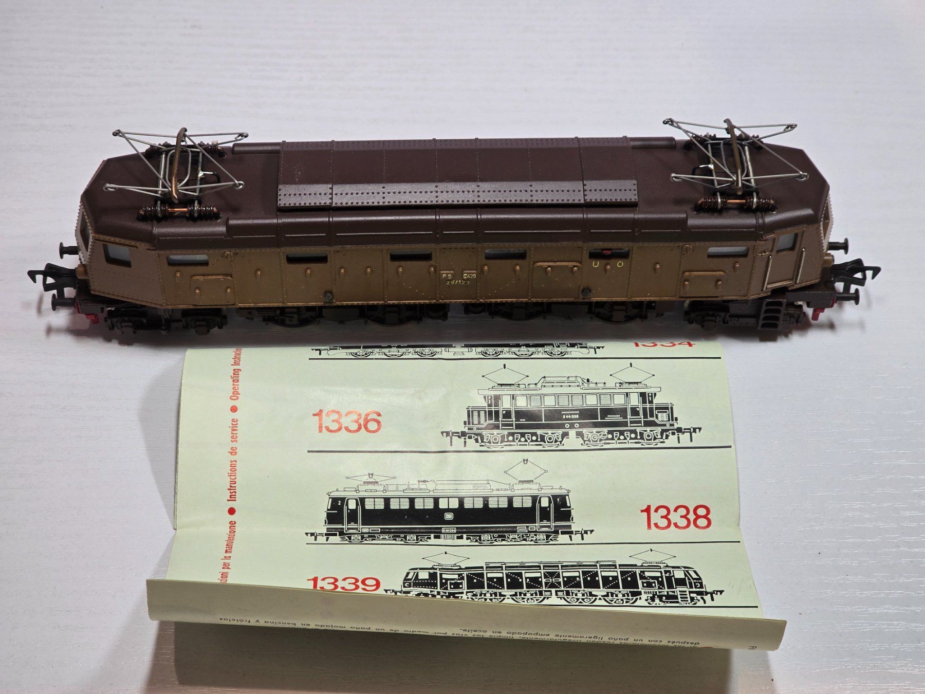 Fleischmann Trains électriques: Fleischmann, 1339, E 428, braun, FS, Guss, Vitrine – Neuf (Voir description) à Kloten par Nicola2 8