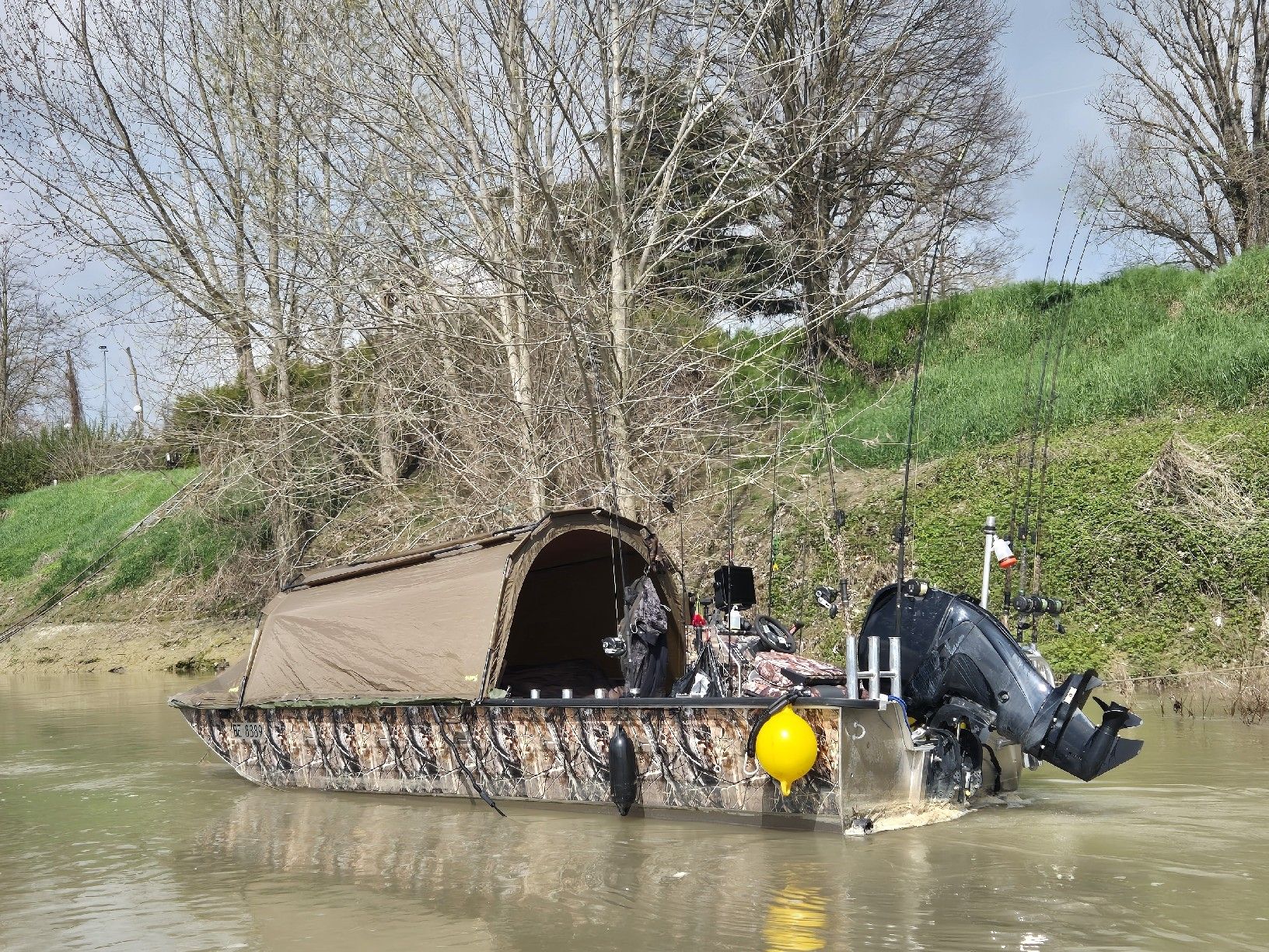 Bateaux: Fischerboot inkl. Motor, Bugmotor, Trailer, Batterien – D'occasion à Bern par Robru14 1