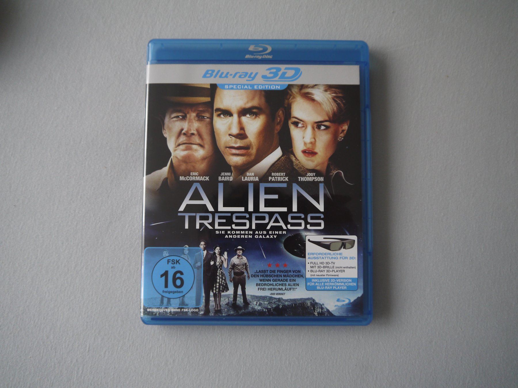 Tutti i DVDs: Alien Trespass(2012) 3D + 2D – Usato da Hagendorn venduto da Blaf
