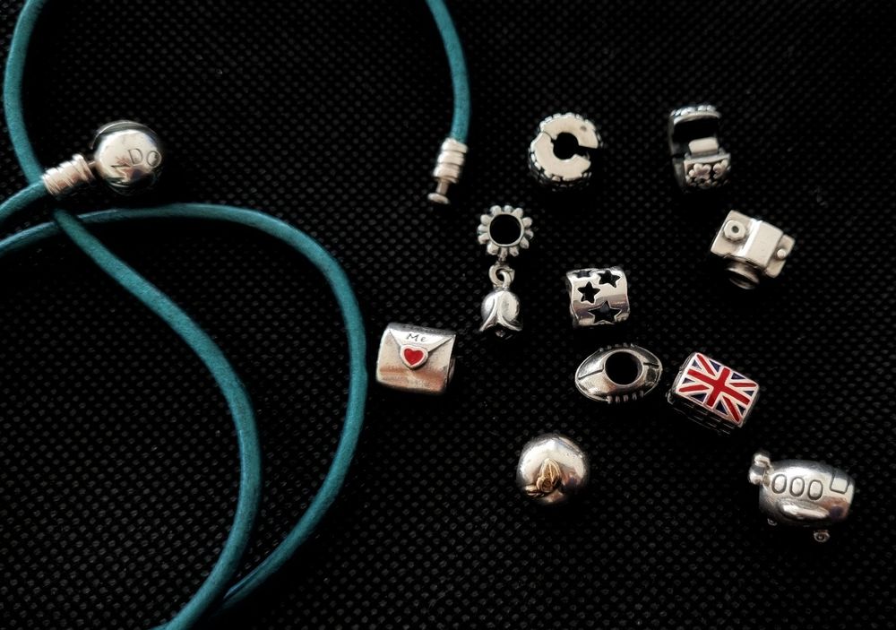 Original Pandora Lederarmband mit Charms Kaufen auf Ricardo