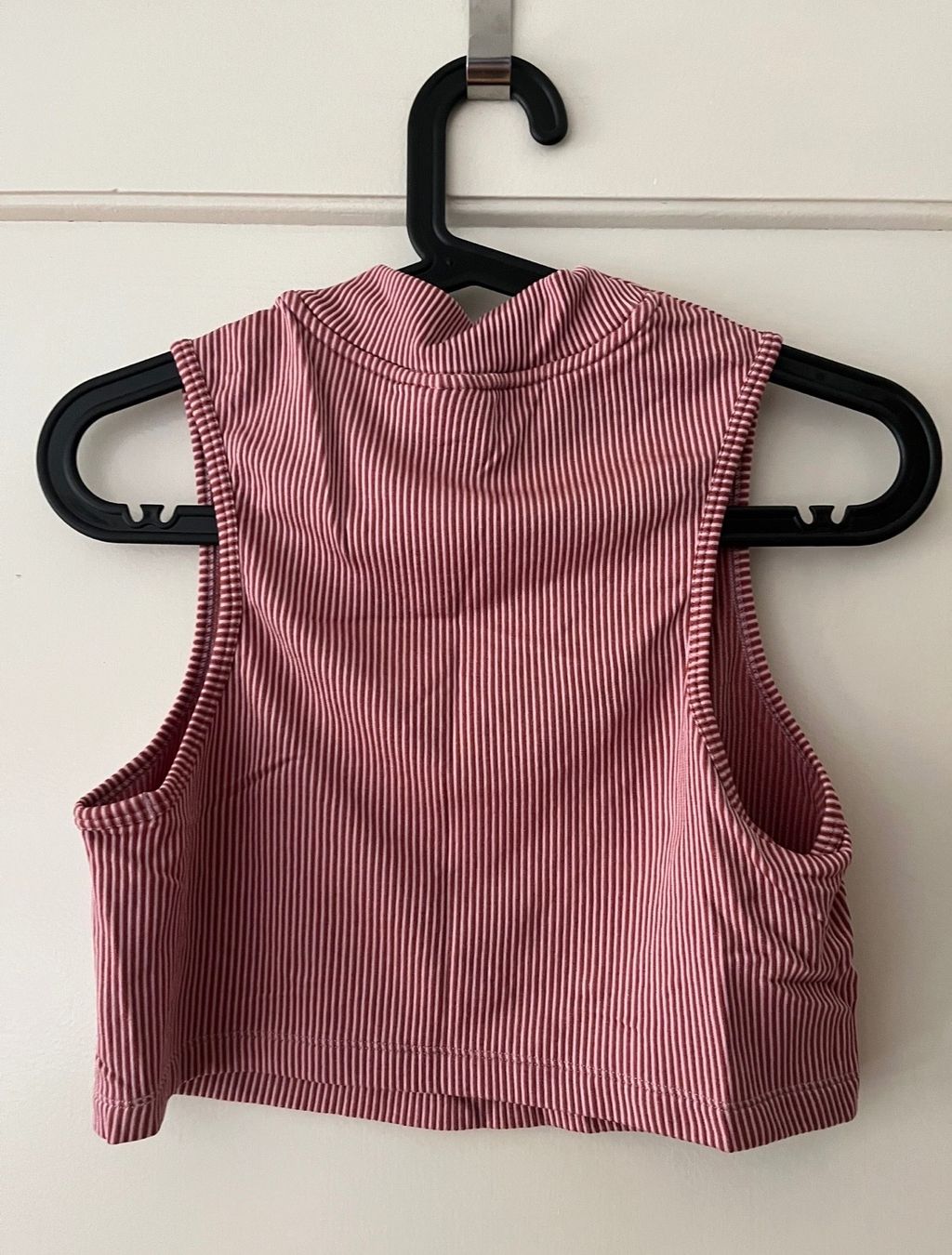 Nike Top: Nike Sport Crop-Top – Usato da Winznau venduto da Lauralavera1 1