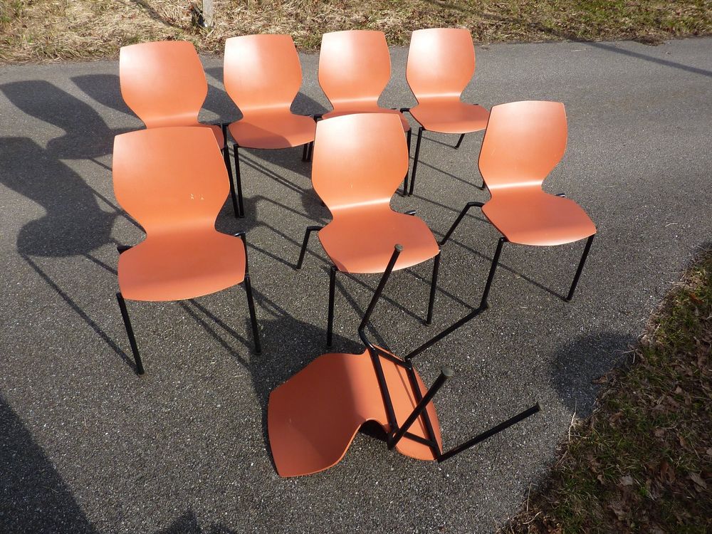 8 Stühle Stapelstühle Holzstühle Seminarstühle stapelbar 1