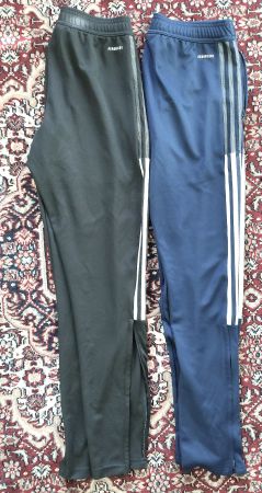 2 pantalons sport Adidas