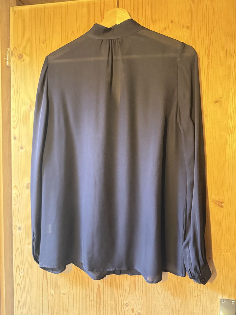 Massimo Dutti Chemisiers: Seidenbluse von Massimo Dutti – D'occasion à Donat par troja007 2