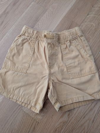 Kurze Hose Baby OshKosh Grösse 24 Monate gelb guter Zustand