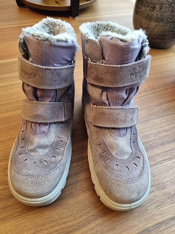 Scarpe per ragazze: Superfit Gore-Tex Snowboots Gr. 35 – Usato da Zürich venduto da ani_qj8q