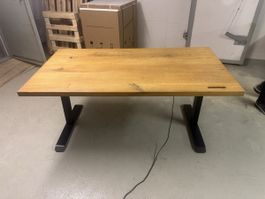Schreibtisch höhenverstellbar