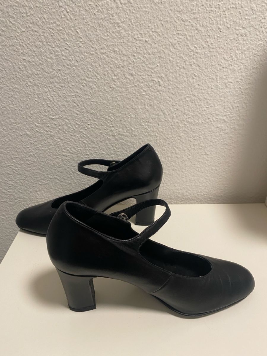 Damenschuhe: Pumps – Gebraucht aus Horw von shellylu 1
