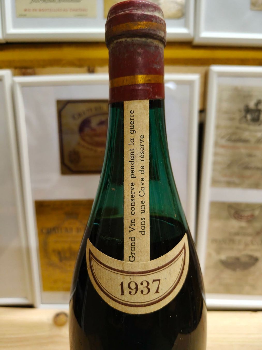 Vino: 1937 SAVIGNY-LES-BEAUNE MAISON DOUDET-NAUDIN – Nuovo e nell'imballaggio originale da Münchenstein venduto da weinundspirituosen 2