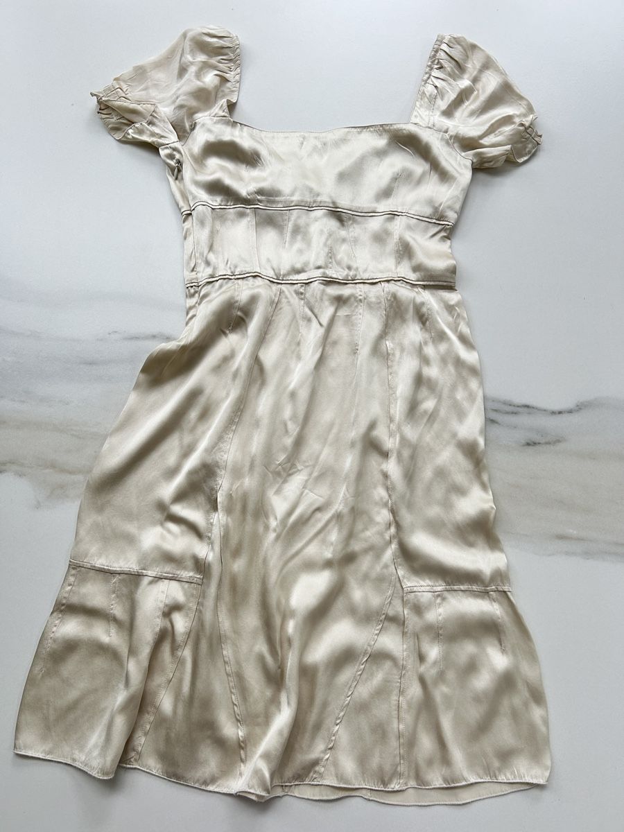 Miu Miu Kleider: Miumiu Silk Dress – Gebraucht aus Pfeffingen von Eva_GoVintage 3