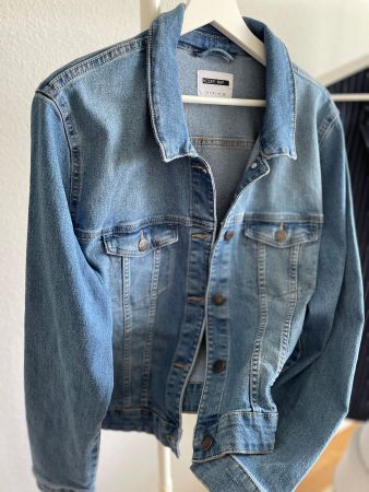 Neu Blaue Jeansjacke Noisy May Gr. XXL - Moderne, Kurze 👖🏷