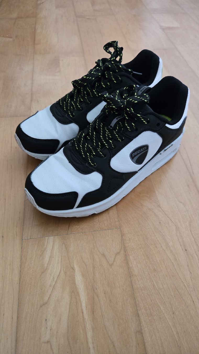 Ducati Scarpe da uomo: Ducati Kids Schuh Gr.36 – Usato da Schötz venduto da Nico040