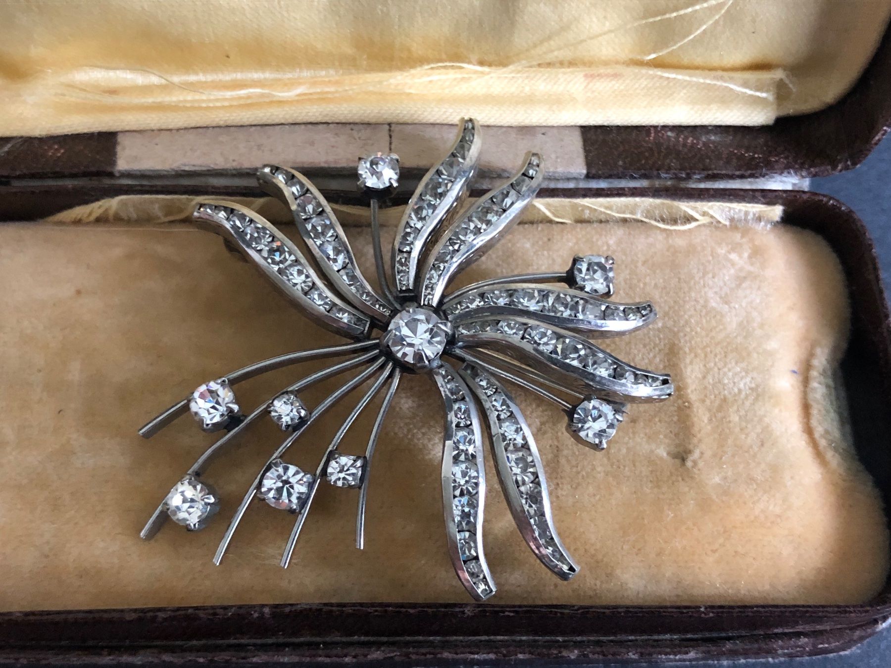Spille & Fermagli: Vintage Brosche – Usato da Spiegel b. Bern venduto da Rogger72 1