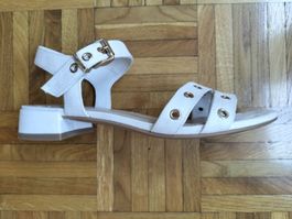 Sandales d'été blanches, taille 38 - Très bon état !