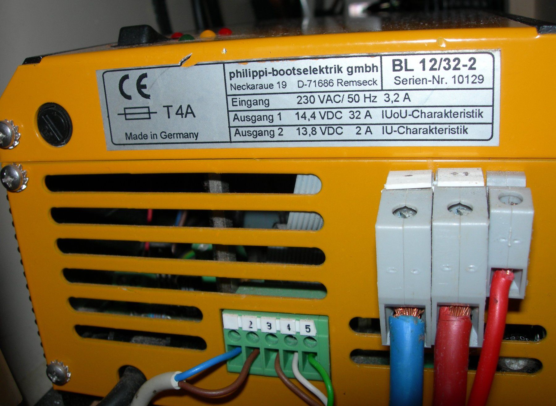 Akkus & Batterien: Philippi Ladegerät für Bleibatterien – Gebraucht aus Fürigen von dabaefue 1