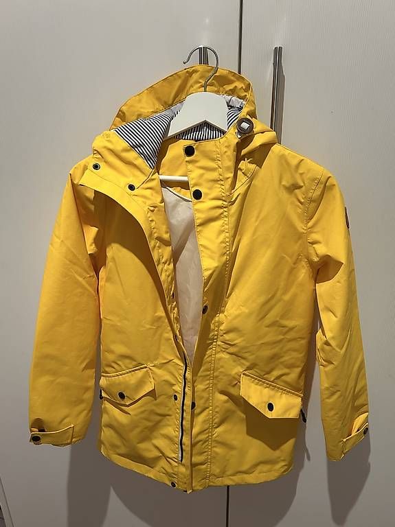 Jacken & Mäntel: Neue Regenjacke RUKKA, Grösse 163 – Gebraucht aus Flawil von cowgirl2010