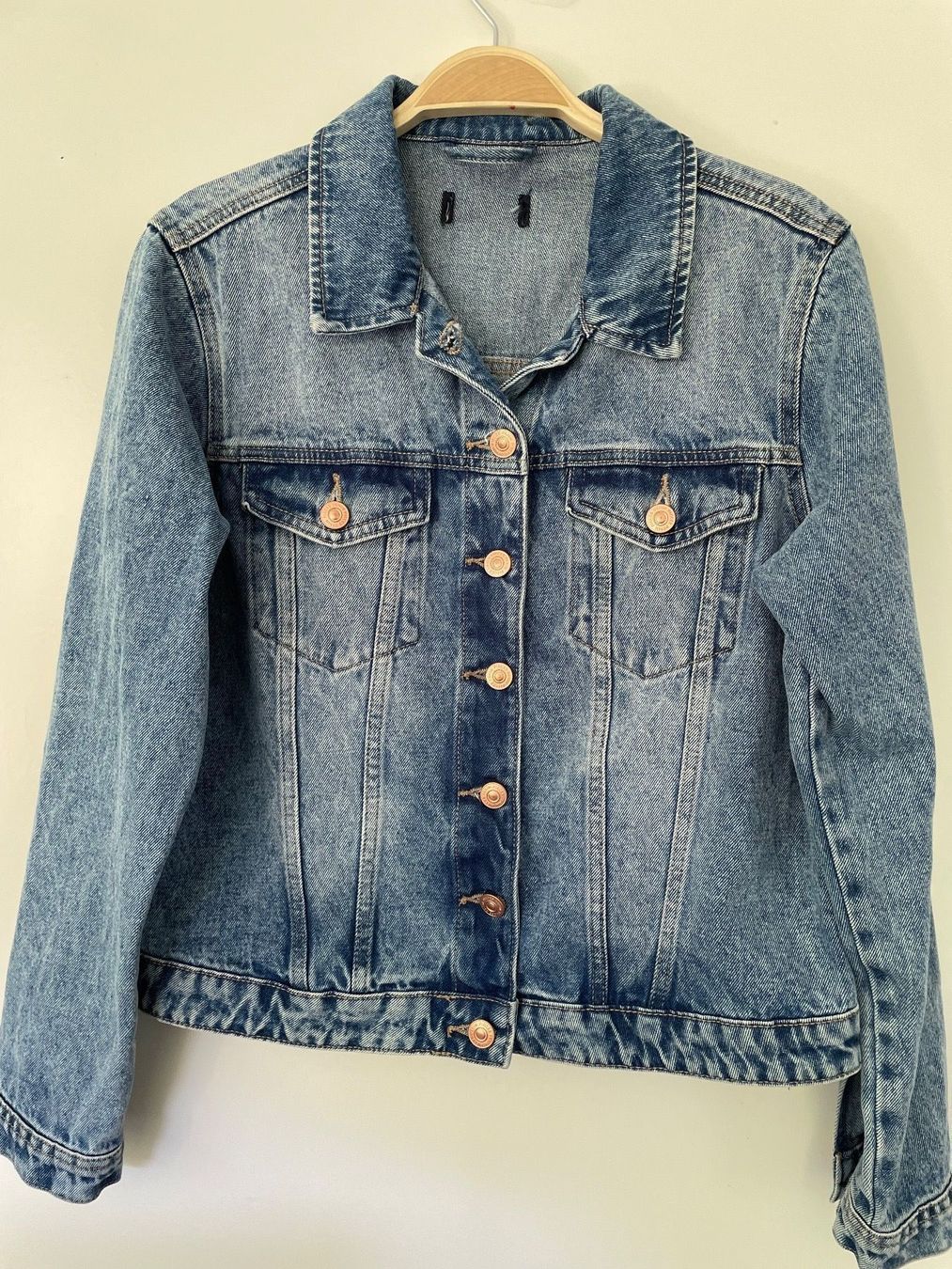 Jacken: Jeansjacke von  Pieces, Gr. M/L – Gebraucht aus Luzern von Feliz 4