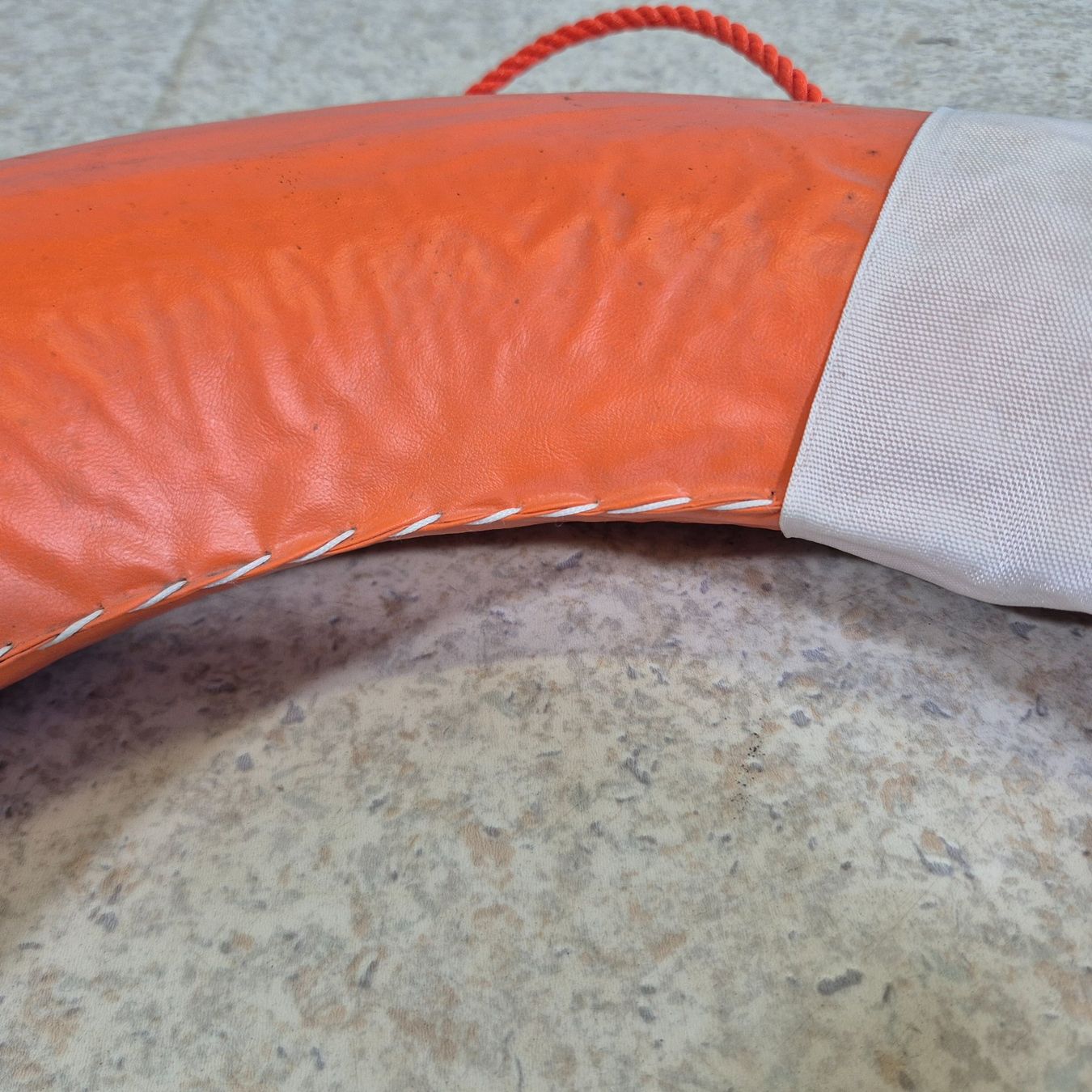 Schwimmringe: Rettungsring Schwimmring orange – Gebraucht aus Nottwil von Wondewa-Shop 7