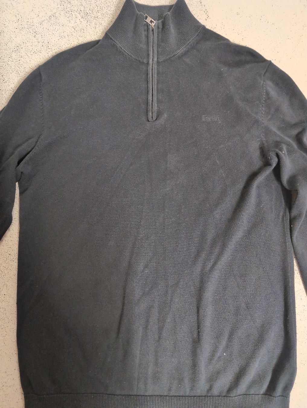 Esprit Maglioni & Felpe: Schwarzer Pullover mit Reissverschluss, Grösse M von Esprit – Usato da Netstal venduto da Salihoi 1