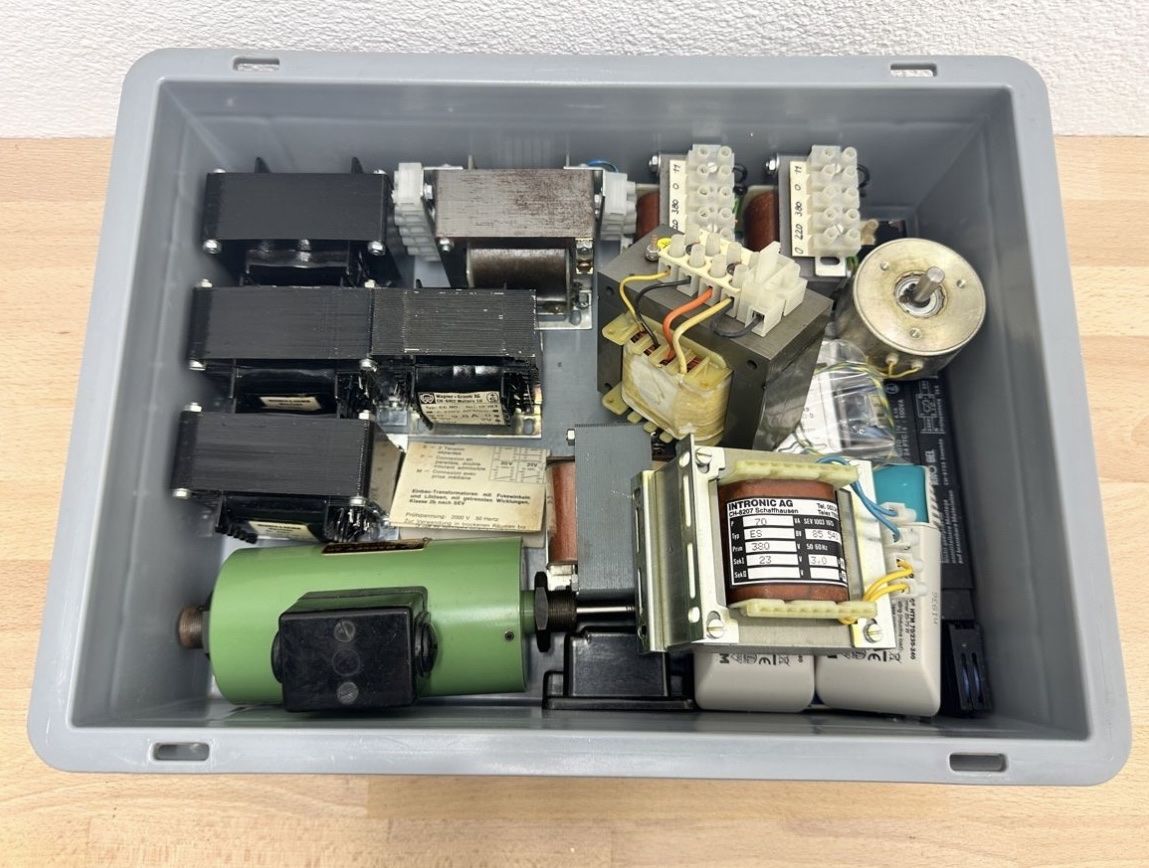 Elektronikbauteile: Transformatoren – Gebraucht aus Basel von boo_dc8c