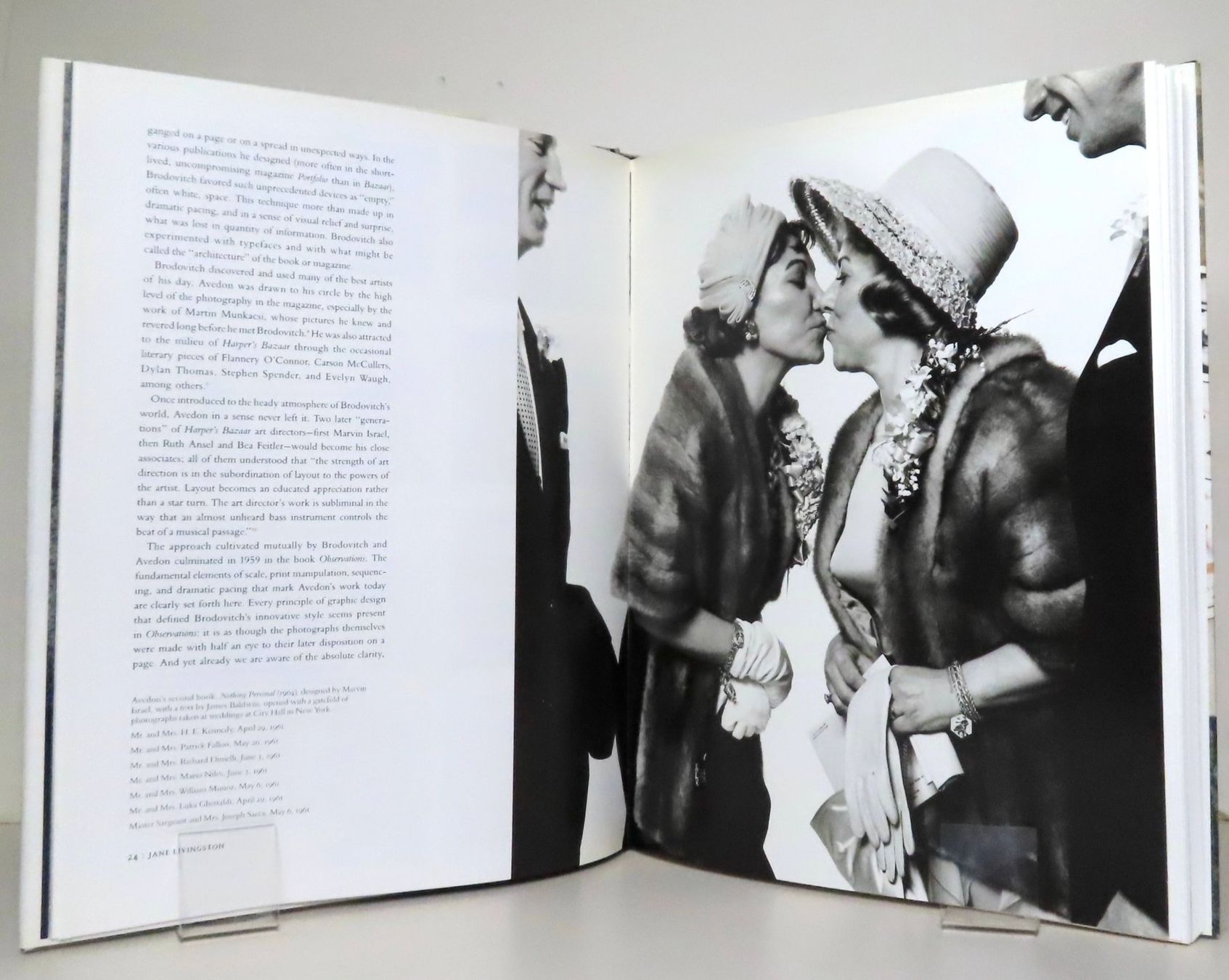 Livres: Richard Avedon - Evidence 1944-1994 – D'occasion à Le Locle par LibrairieLaBergerie 2