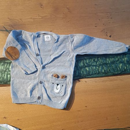 Strickjacke Grösse 98