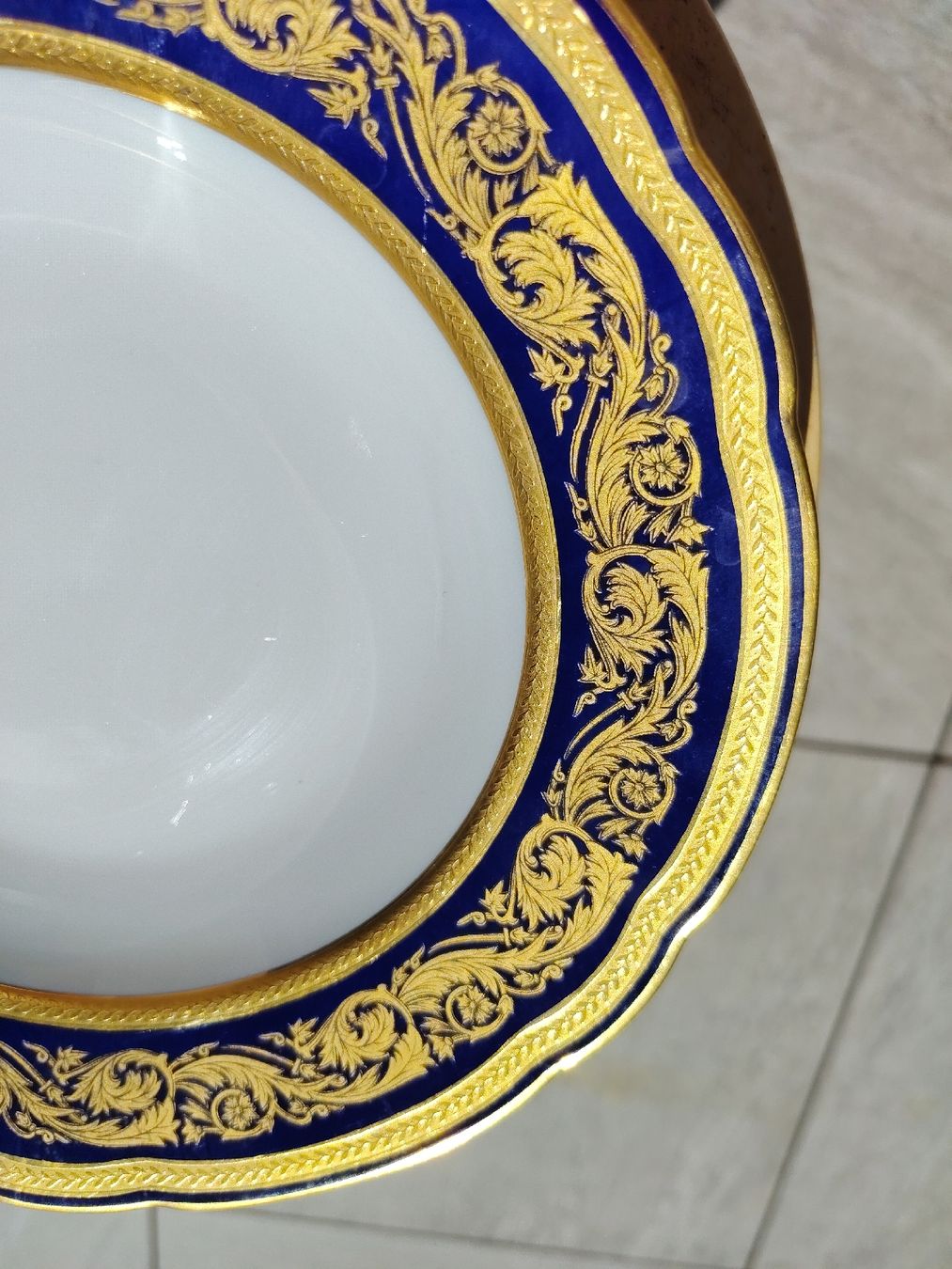 Bernardaud Piatti: Assiette Bernardaud Limoges "Vendôme" dorée – Usato da Le Locle venduto da Oldthingslover 7