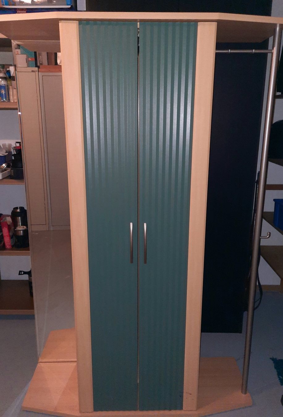 Guardaroba: Garderobenschrank – Usato da Merenschwand venduto da lea61