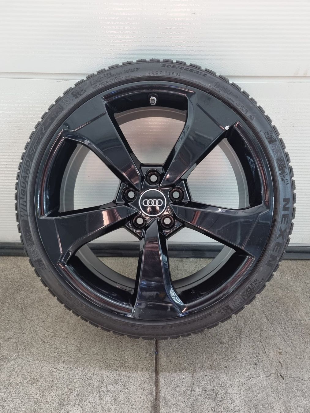 Audi Pneus & Kompletträder: Audi RS3 Winterräder 19 Zoll – Gebraucht aus Kirchdorf AG von Cartastic_AG 1
