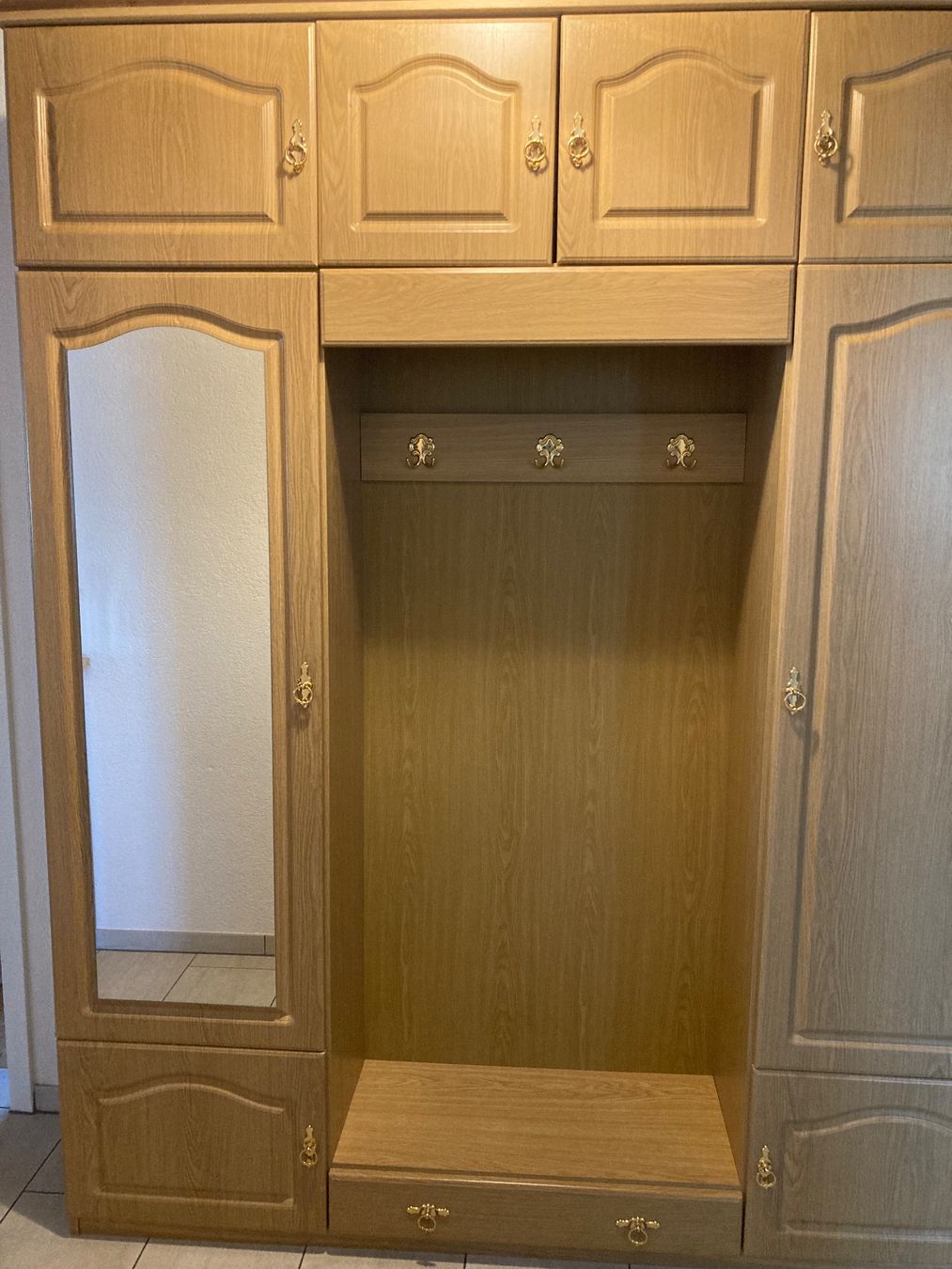 Guardaroba: Garderobenschrank – Usato da Malans GR venduto da ada_v2cf 1