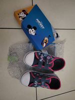 Scarpe da bimba in tela nuove numero 30