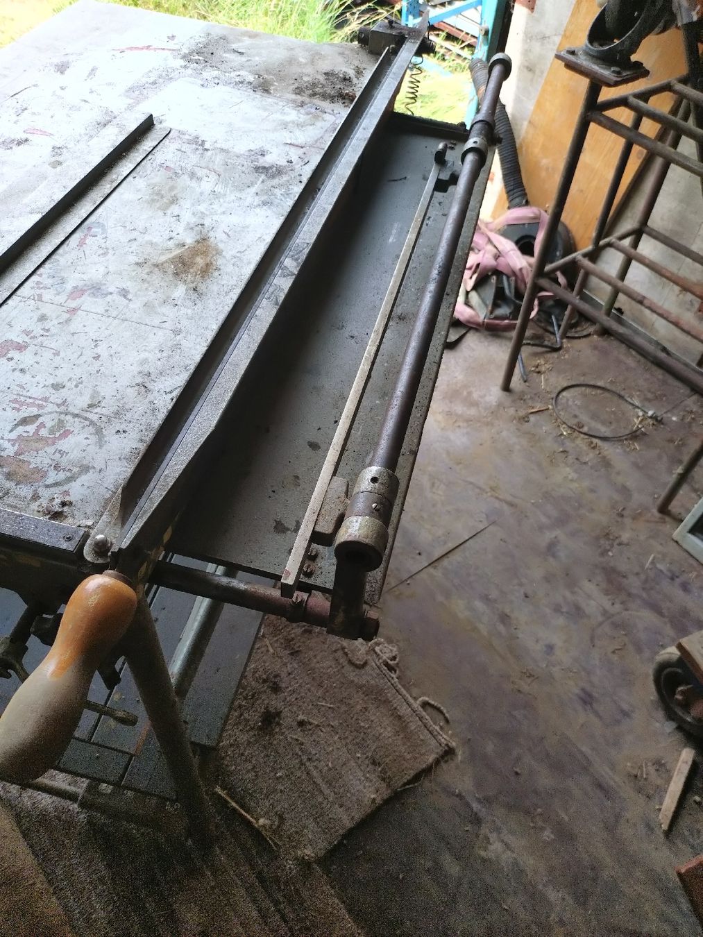 Toutes les machines: schere – D'occasion à Berlingen par Hampison 1