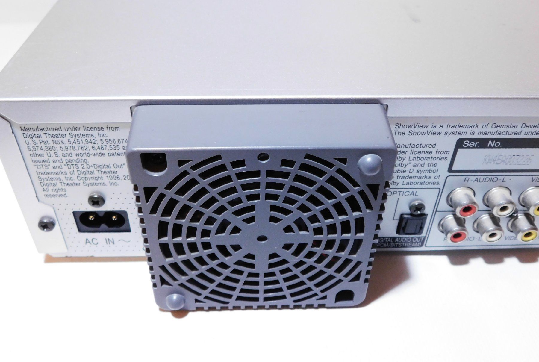 Panasonic Audio- & Mediensysteme: Panasonic DMR-E95H DVD Rekorder – Gebraucht aus Emmenbrücke von Neverlaand-22 4