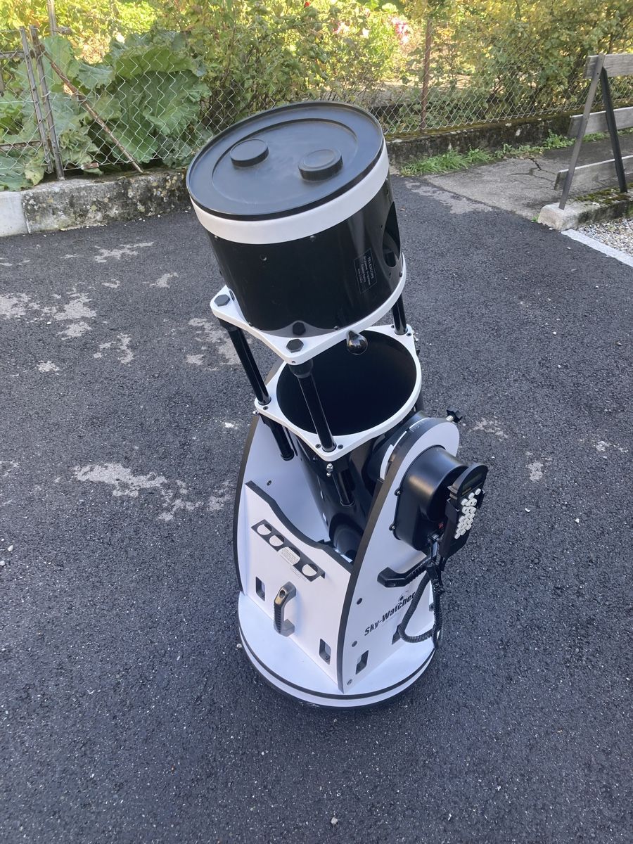 Sky-Watcher Teleskope: 10" Dobson Teleskop mit GoTo – Defekt aus Spiez von fio_5xnv