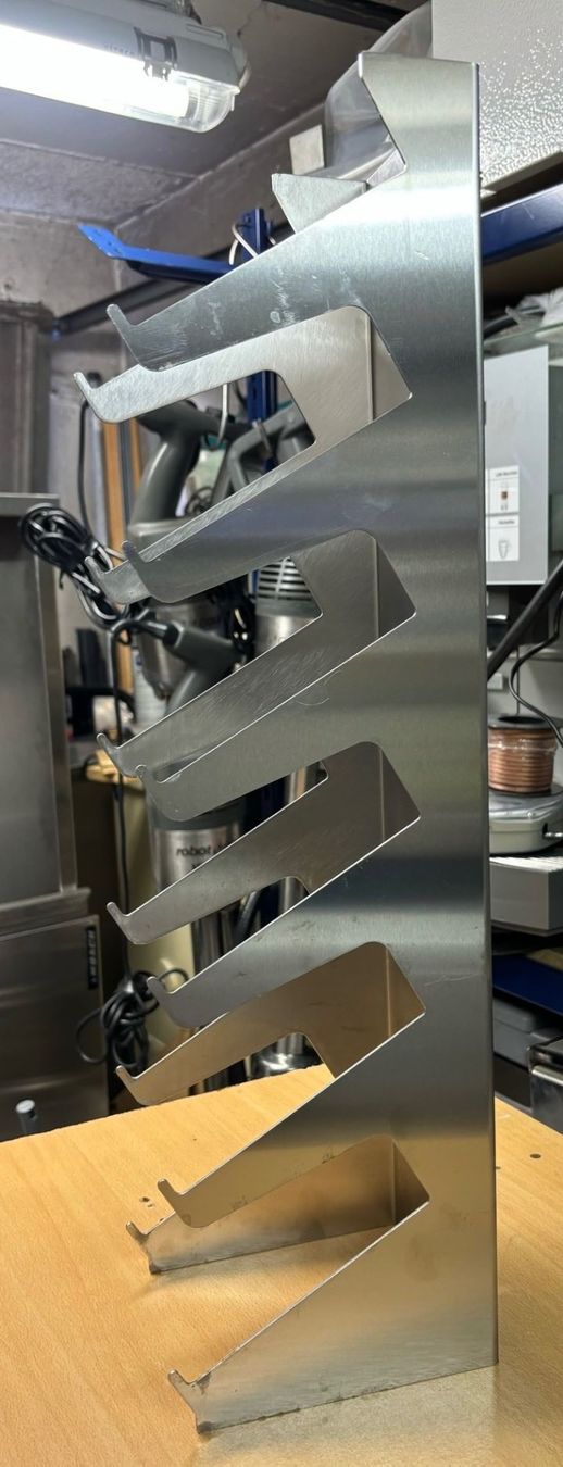 Altro in Decorazioni & Accessori: GSM Scheibenständer – Usato da Spreitenbach venduto da durmis04 1
