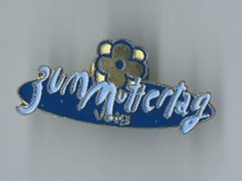 Zum Muttertag Pin