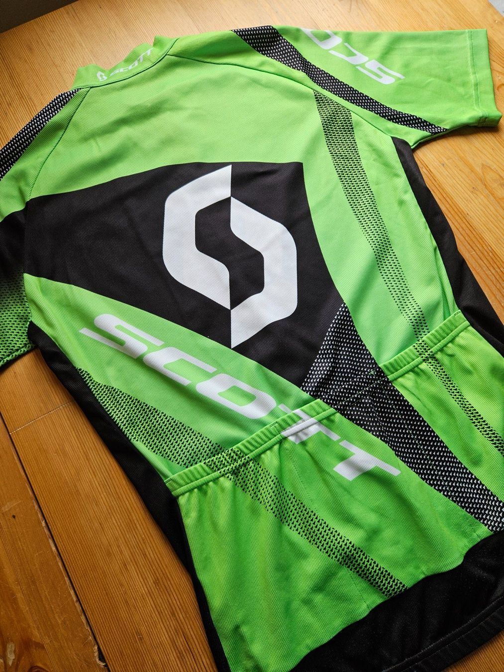 Scott Leibchen & Hosen: Radtrikot Scott Grösse M Velo Fahrrad Trikot Radsport – Gebraucht aus Hägglingen von United-Village-Trade 6