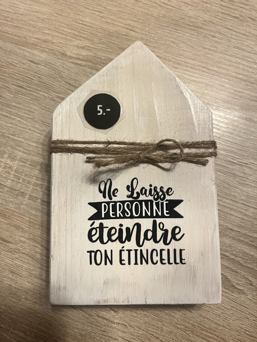 Tutte le decorazioni: Décoration - maison en bois – Nuovo (secondo la descrizione) da Alle venduto da mar_yl9x