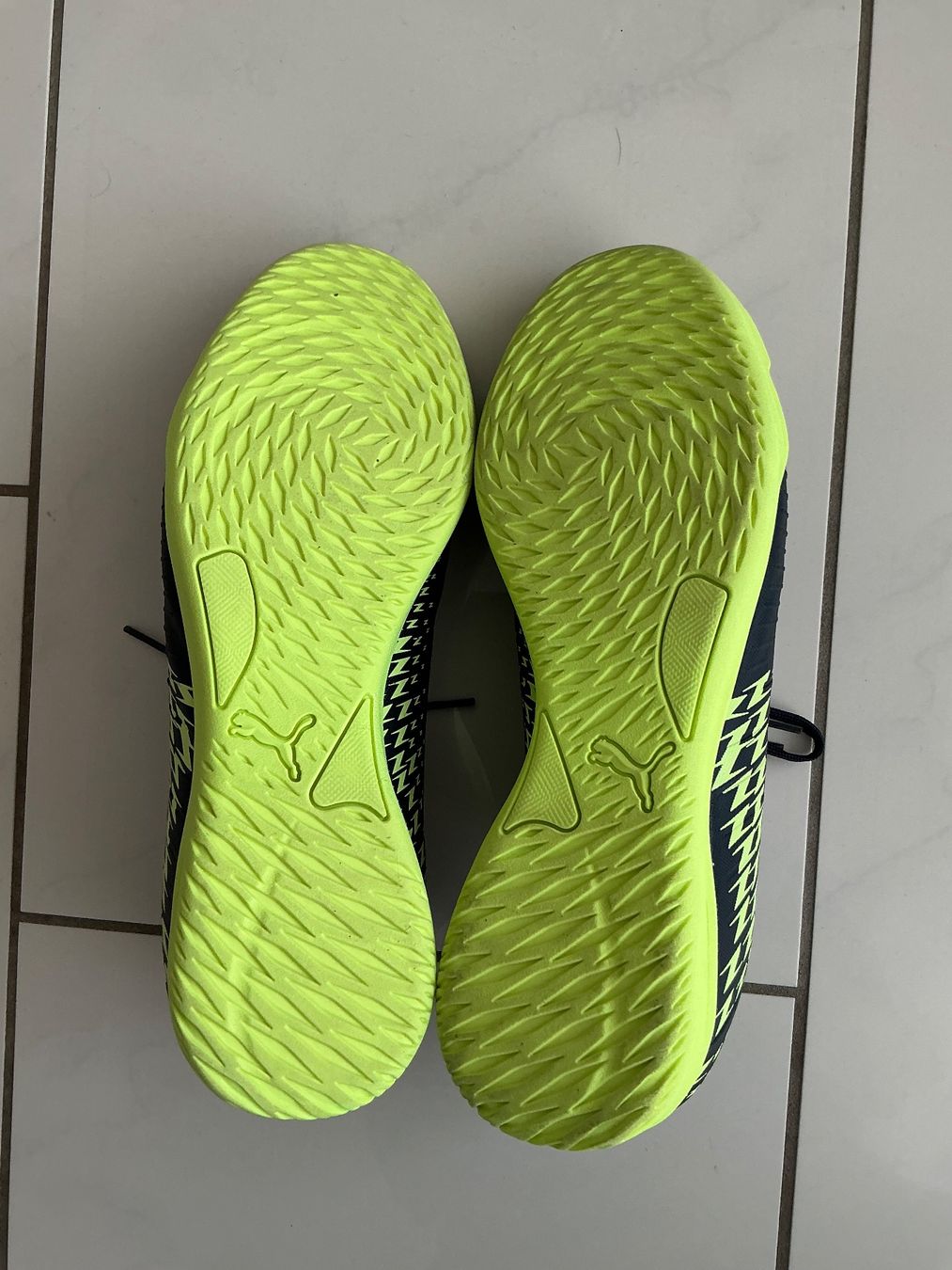 Puma Scarpe da uomo: Puma Hallenturnschuhe Gr.42 – Usato da Biel-Benken BL venduto da Sahra1 3