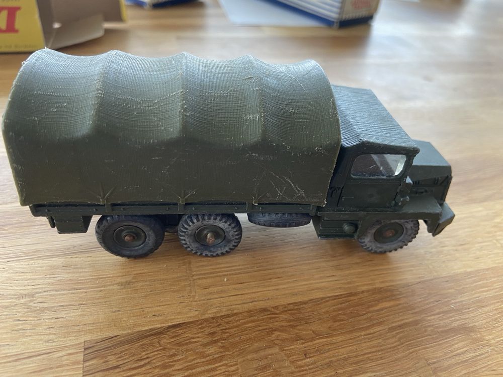 DINKY TOYS ANCIEN MILITAIRE BERLIET  GAZELLE  référence 824 NEUF EN BOITE