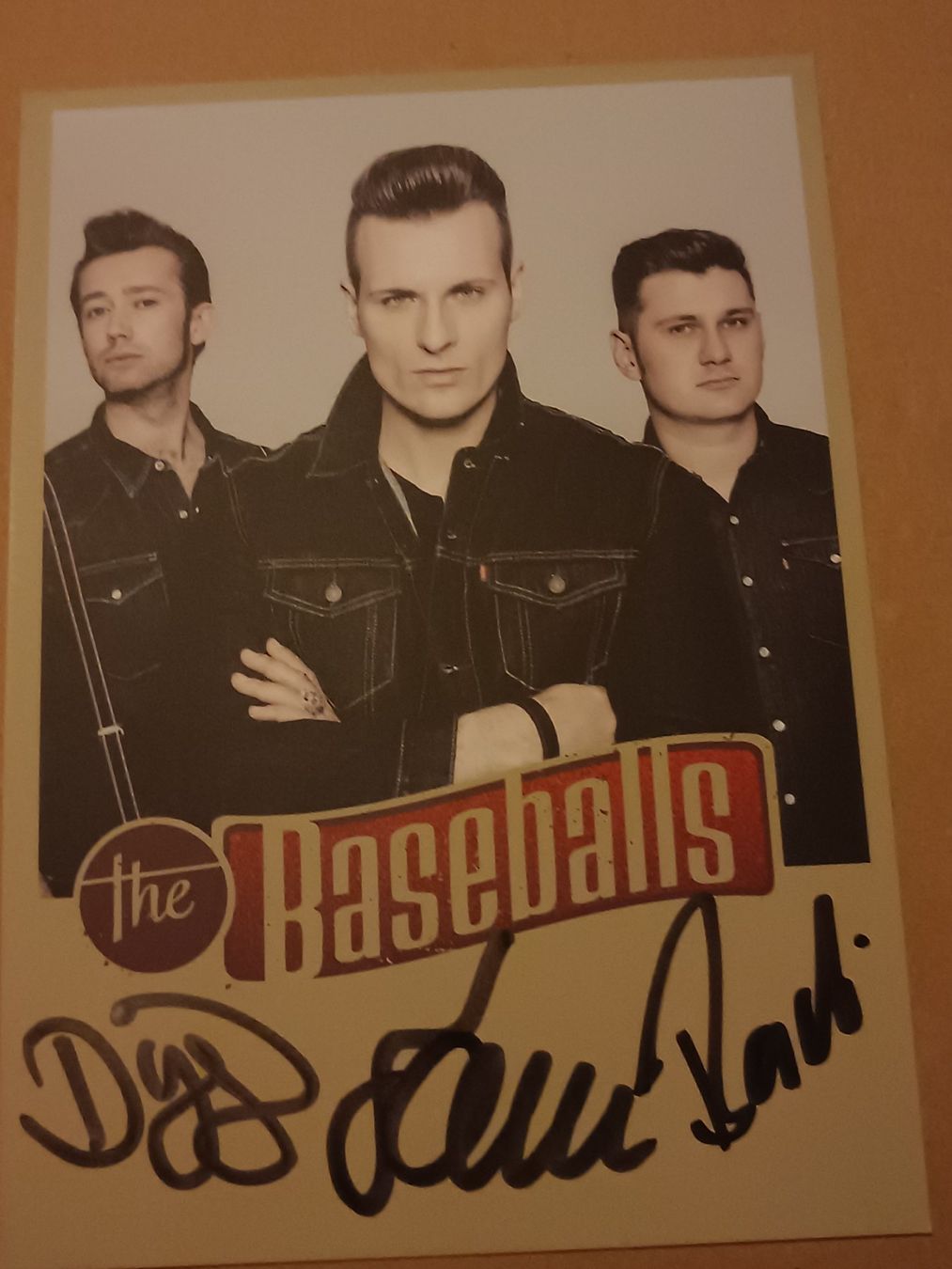 Autographes: The Baseballs - signierte Autogrammkarte – D'occasion à Menziken par Artographs