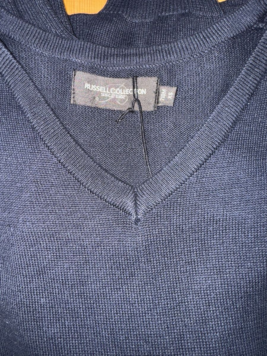 Maglioni & Felpe: Russell Collection Pullover, Marineblau, Grösse XS Neu – Nuovo e nell'imballaggio originale da Altdorf UR venduto da Lilelo82 3