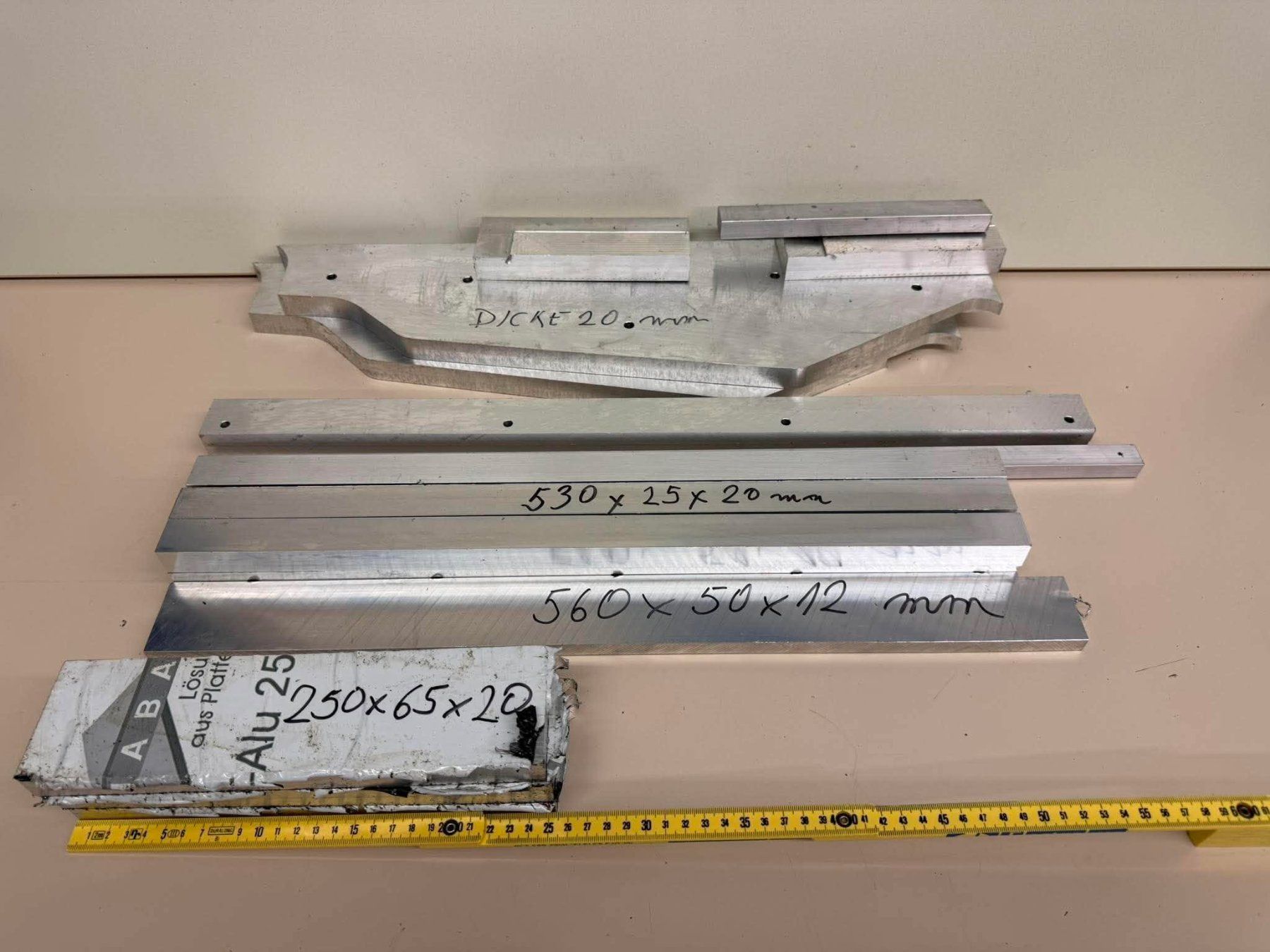Tous les outils: Aluminium Rohmaterial Reststücke 19 kg – D'occasion à Winterthur par Joe1001