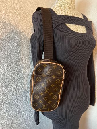 Louis Vuitton Monogram Crossbody Bag
