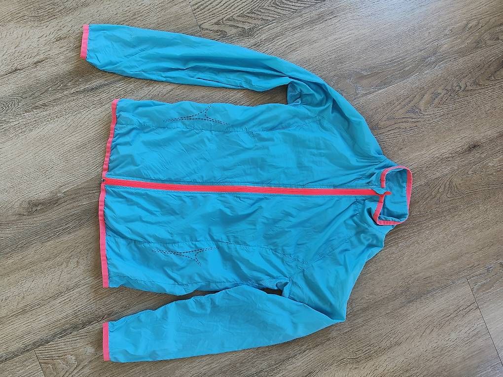 Giacche: Runningjacke leicht, Gr. 34/S – Usato da Flüelen venduto da pri_7p8g 1