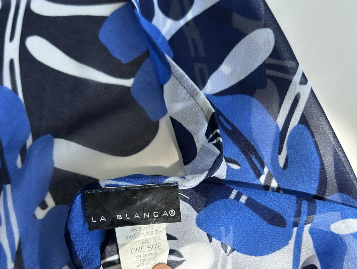 Foulards, Tücher & Schals: LA BLANCA Sarong blue white leaf print polyester one size – Neu (gemäss Beschreibung) aus Saland von ele_vc96 2