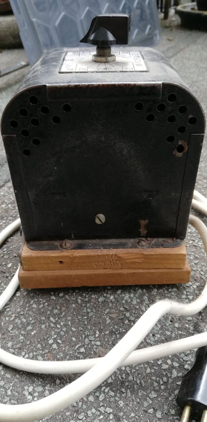 Märklin Modellini di ferrovie: Alter Trafo Micro I ab 1Fr. – Usato da Thun venduto da Matthias72 5